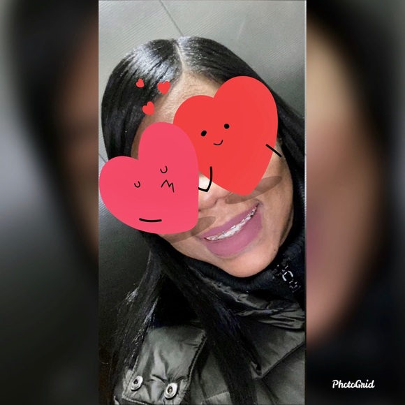 πCHARM MATTE LIQUID LIPSTICK π - Picture 4 of 6